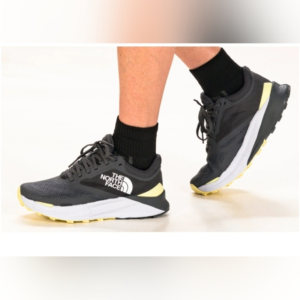 The North Face Charcoal and Lemon Athletic Shoes SZ 10.5 NWT